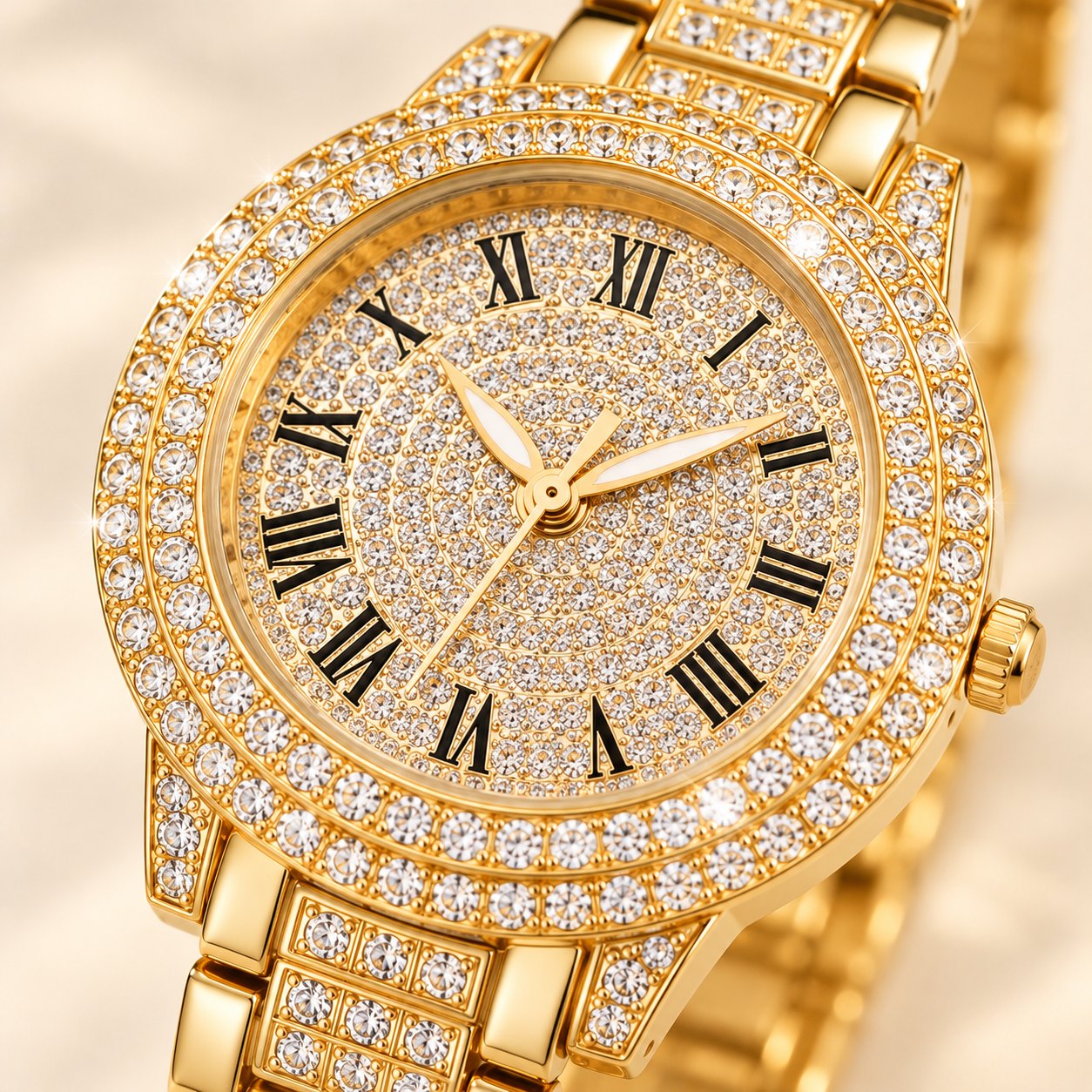 Iced out Damenuhr mit Cuban Armband: Nahaufnahme von Zifferblatt und Lünette