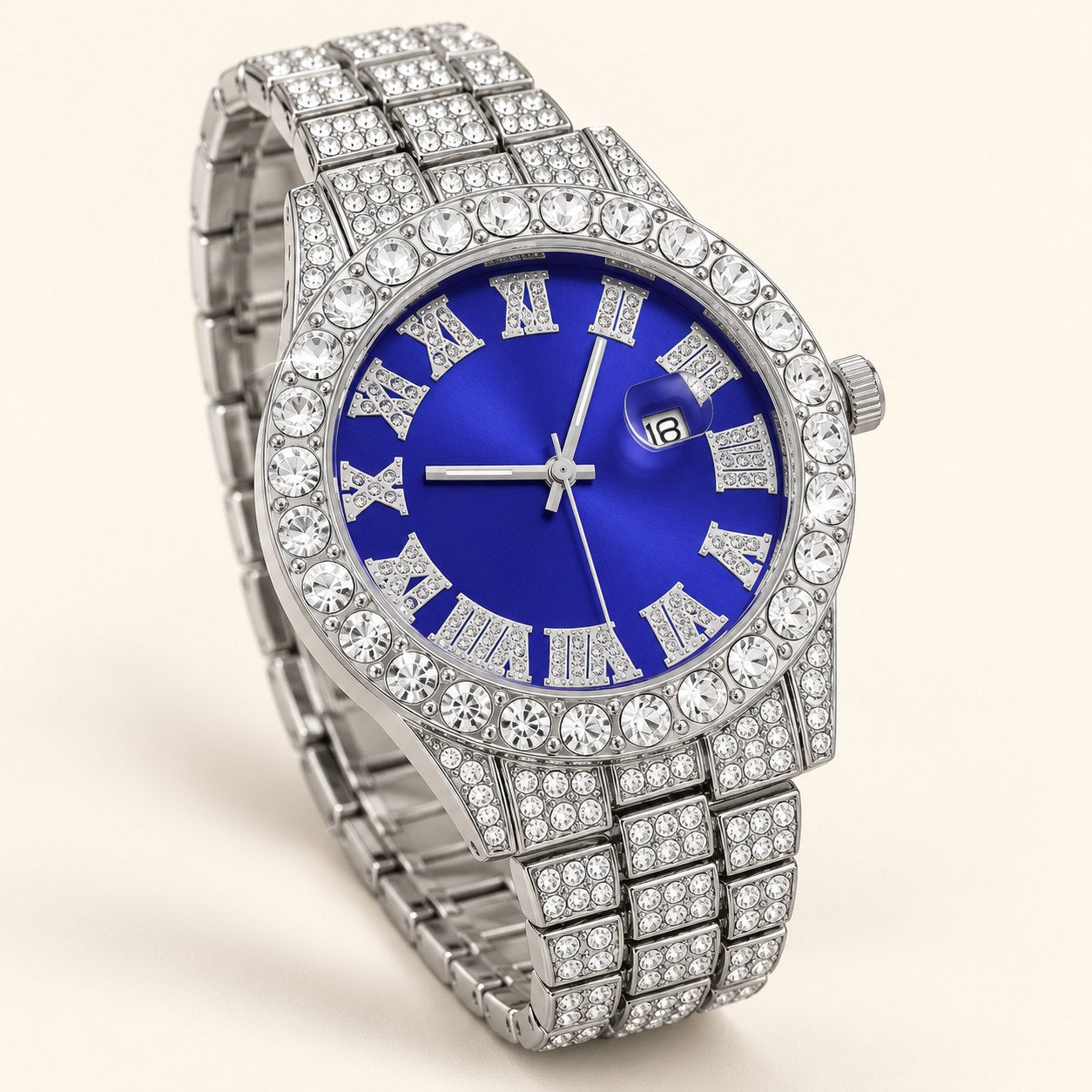 Iced out Uhr mit blauem Zifferblatt und römischen Ziffern, Silber